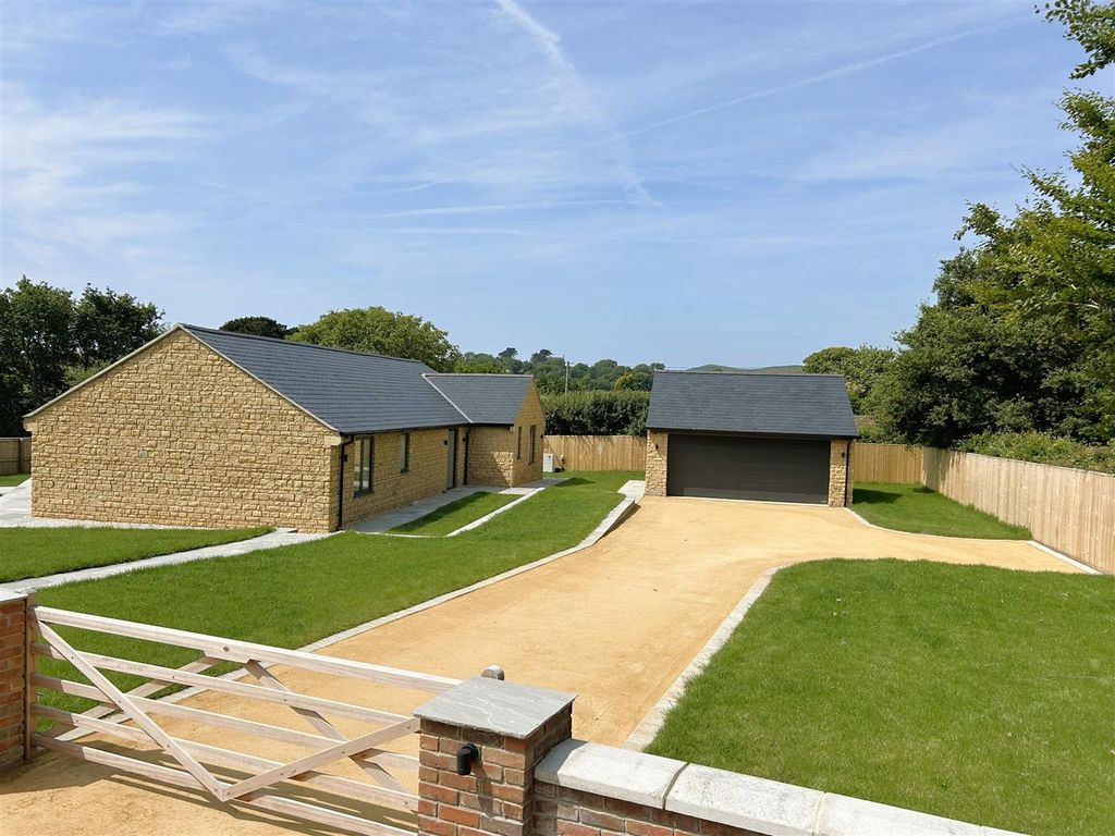 3 bed detached bungalow for saleWatton Lane, Bridport DT6