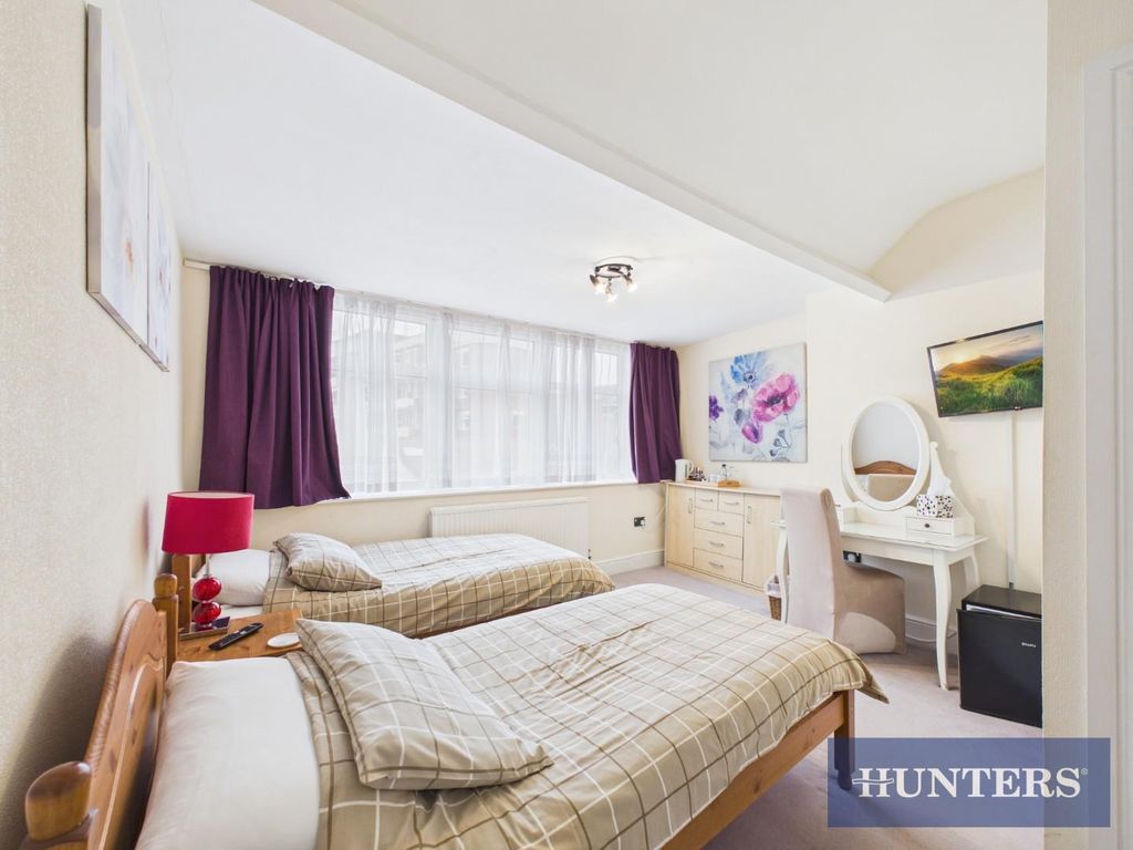 Additional image 10 of 7 bed semi-detached house for saleHorsforth Avenue, Bridlington YO15
