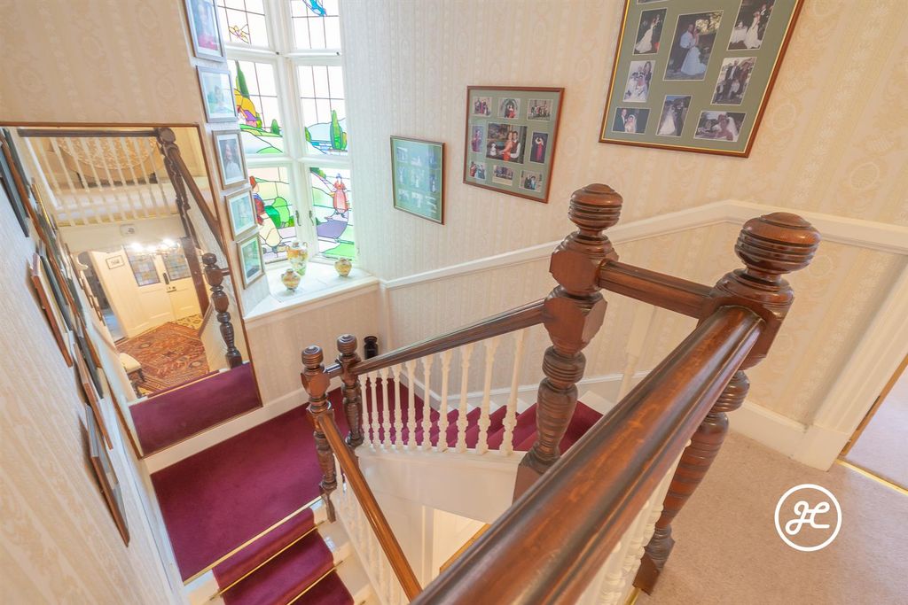 Additional image 16 of 5 bed detached house for saleDurleigh Road, Bridgwater TA6