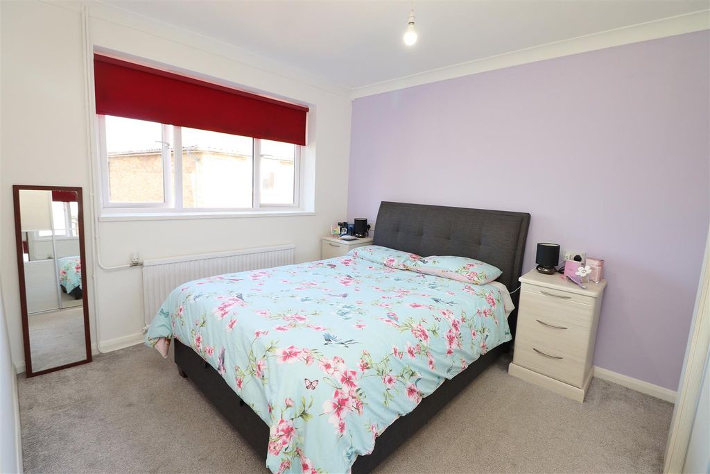 Additional image 11 of 2 bed maisonette for saleCrown Road, Borehamwood WD6