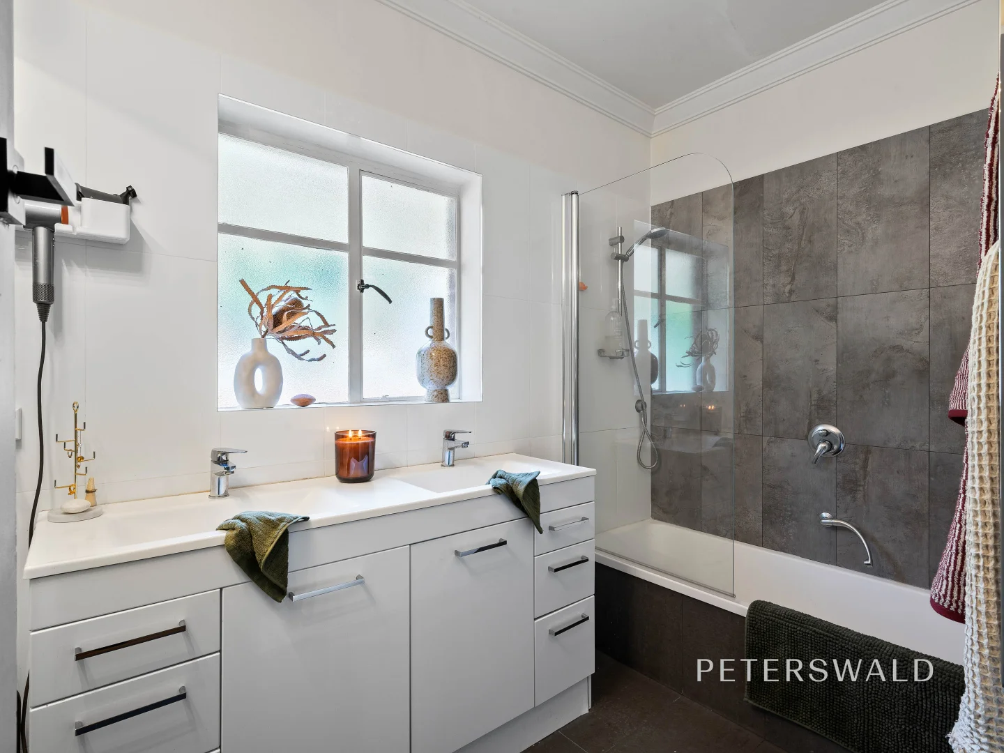 Additional image 24 of 18 Benjafield Terrace, Mount Stuart TAS 7000