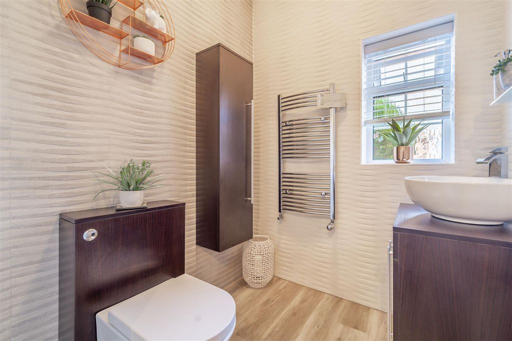 Additional image 19 of 5 bed detached house for saleGrangelea Gardens, Bramcote, Nottingham NG9