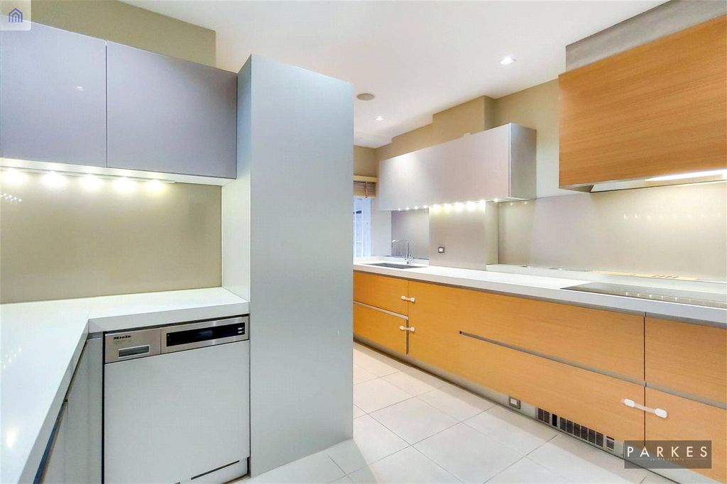Additional image 3 of 2 bed flat for saleHarley House, Marylebone, London NW1