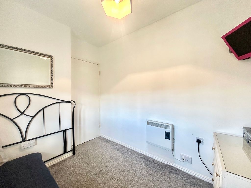 Additional image 20 of 2 bed flat for saleAvenue Court, Westgate, Bridlington YO16