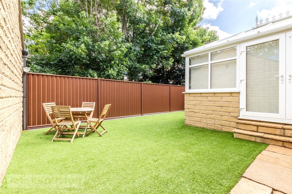 Additional image 25 of 3 bed detached house for saleLower Edge Road, Rastrick, Brighouse, West Yorkshire HD6