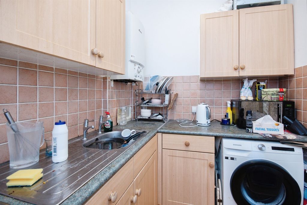 Additional image 3 of 2 bed flat for saleWest Street, Blandford Forum DT11