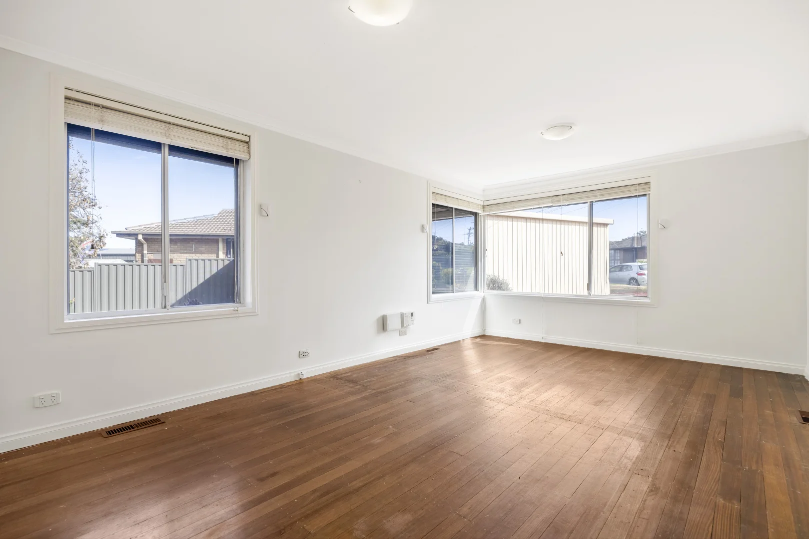 18 Wolfe Road, Melton VIC 3337 photo 5