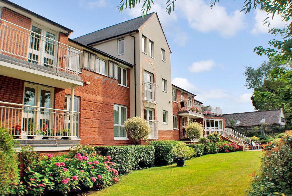 1 bed flat for saleHazledine Court, Shrewsbury SY3