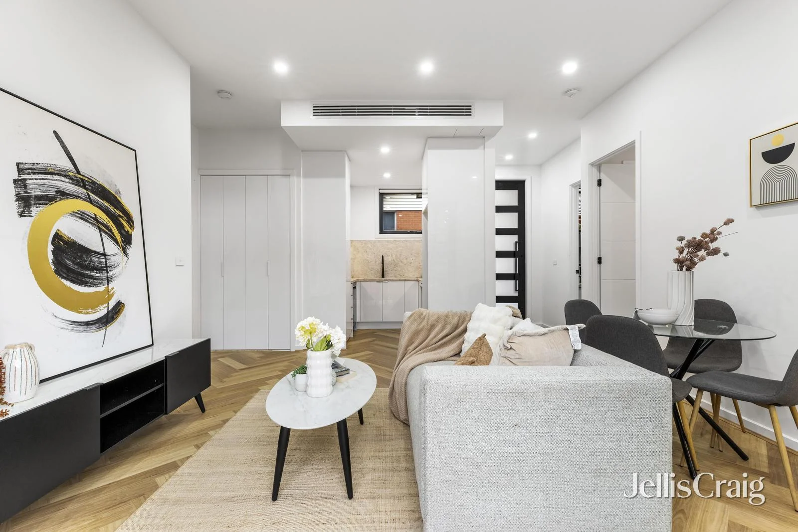 Additional image 3 of 2/115 Coleman Parade, Glen Waverley VIC 3150