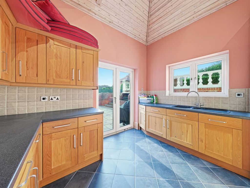 Additional image 24 of 6 bed detached house for saleCliff Promenade, Broadstairs CT10