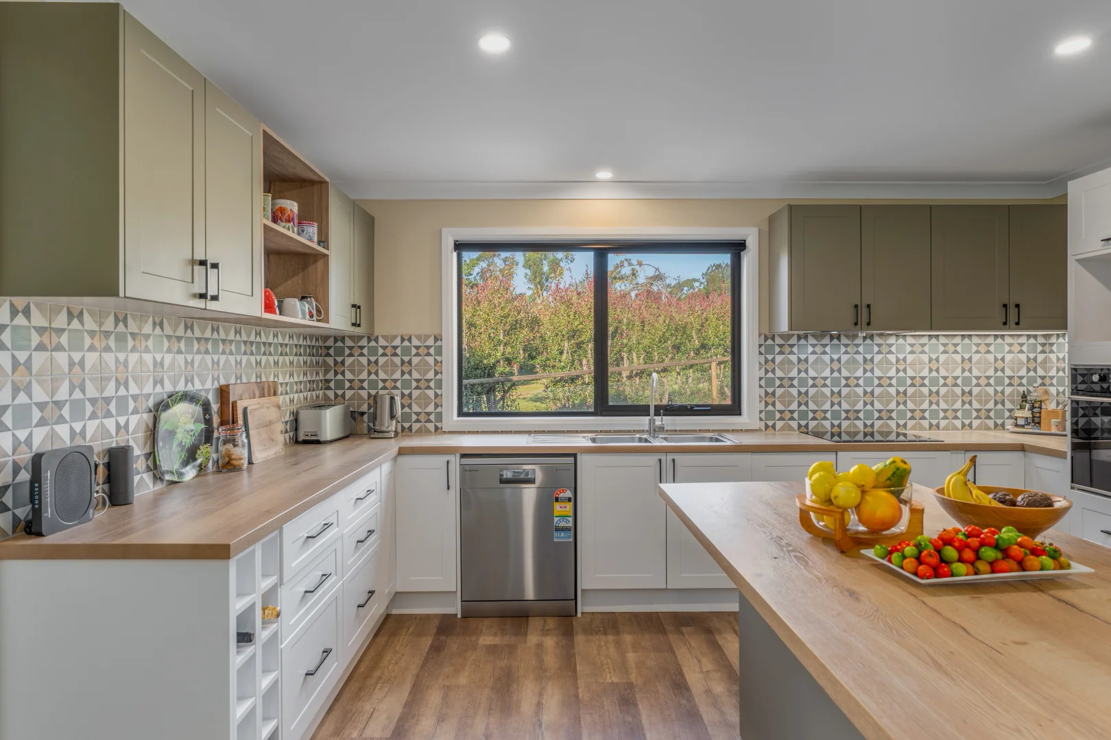 18 Fairway Drive, Bowral NSW 2576 photo 3