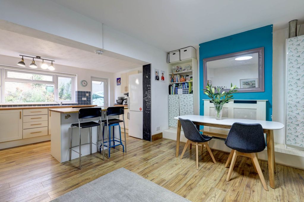 Additional image 2 of 4 bed terraced house for saleVictoria Road, Blandford Forum DT11