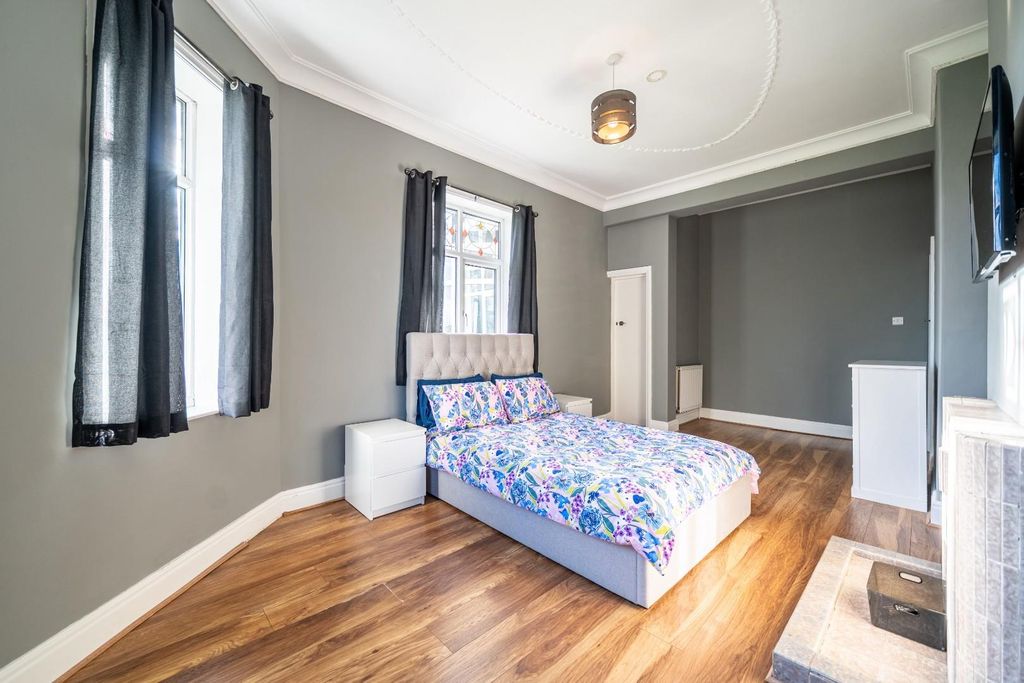 Additional image 20 of 6 bed detached house for saleKingsgate, Bridlington YO15