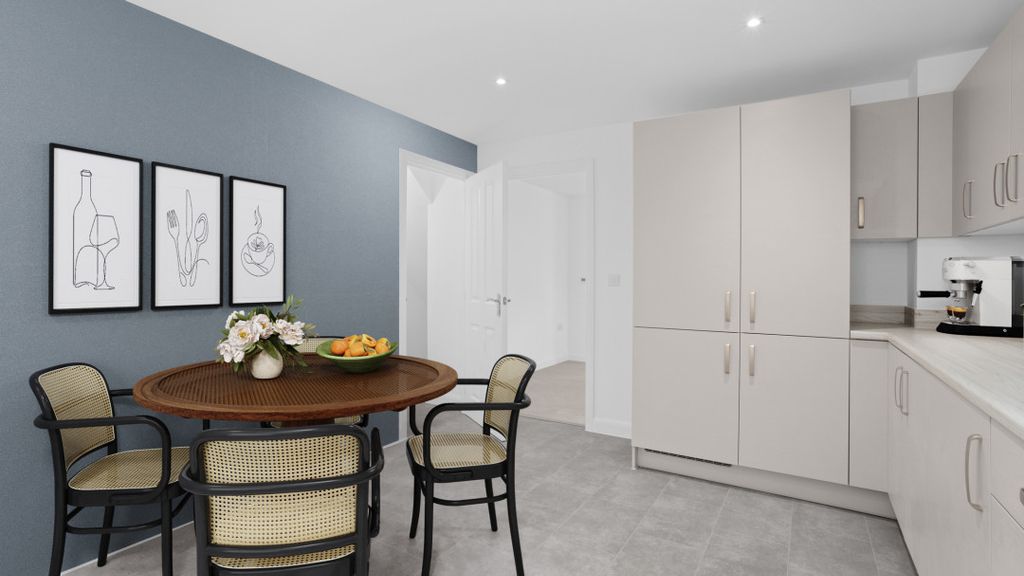 2 bed flat for saleBeagle Road, Cambridge CB3