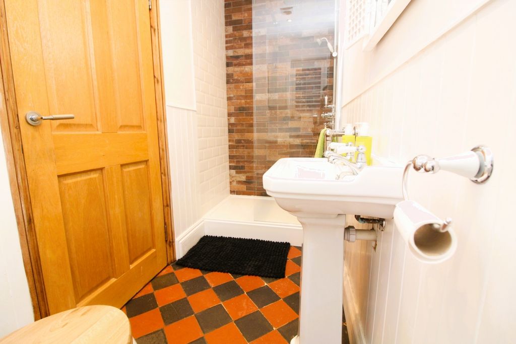 Additional image 17 of 4 bed semi-detached house for sale21 Hamp Green Rise, Bridgwater TA6