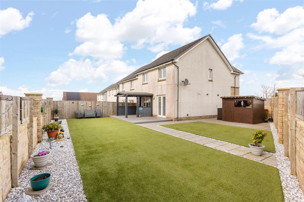 Additional image 4 of 3 bed semi-detached house for saleEast Cults Court, Whitburn EH47