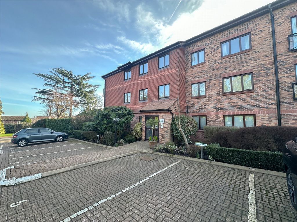 Additional image 3 of 2 bed flat for saleAllum Lane, Elstree, Borehamwood, Hertfordshire WD6
