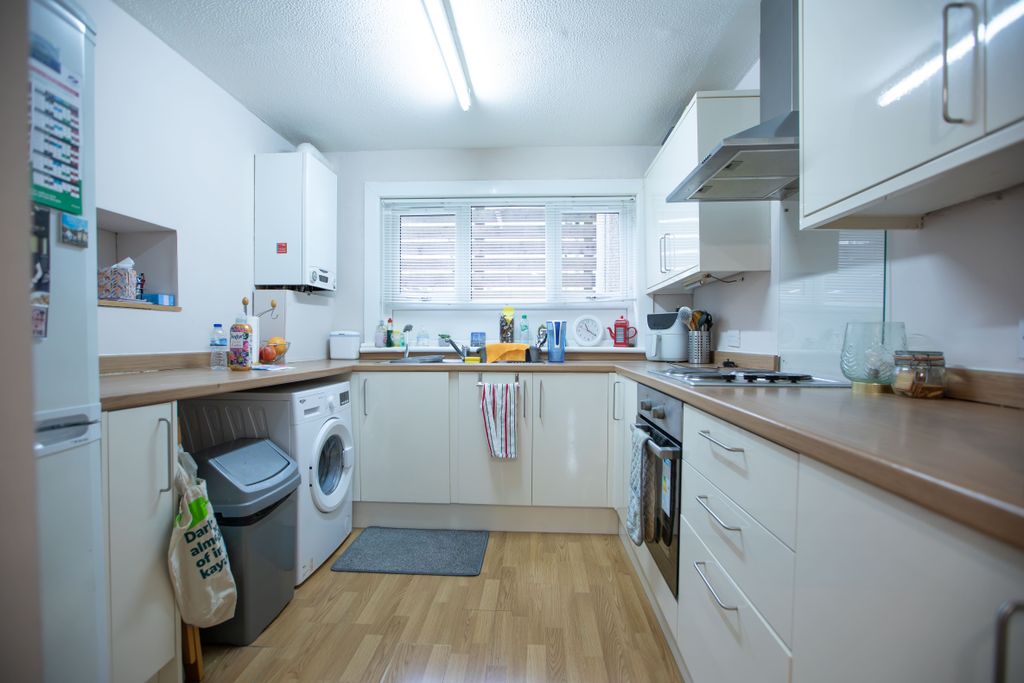 Additional image 5 of 3 bed flat for saleNewburgh, Erskine PA8