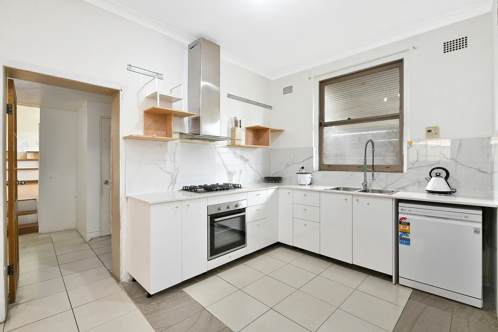25 Fore Street, Canterbury NSW 2193 photo 4