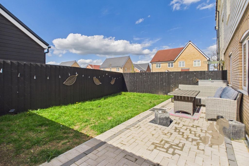 Additional image 10 of 2 bed flat for saleLegg Close, Braintree CM7
