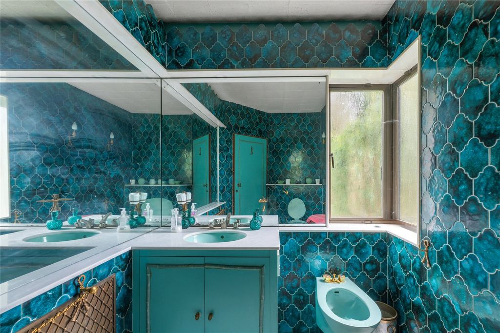 Additional image 14 of 6 bed detached house for saleSouth Hill Road, Bromley BR2