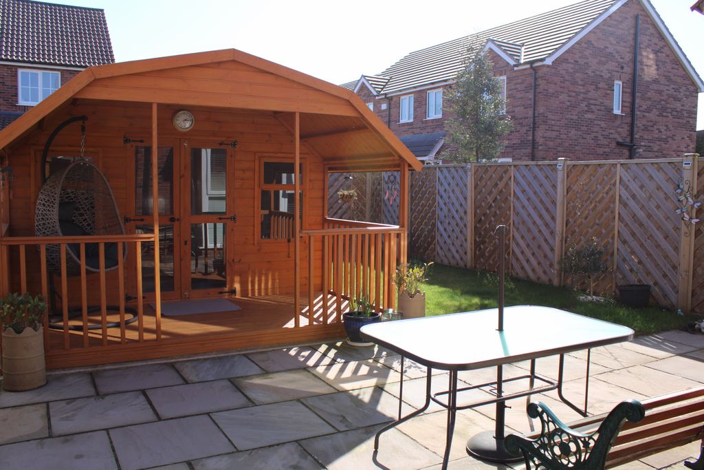 Additional image 9 of 2 bed semi-detached house for saleElswick Hopper Close, Brigg, Brigg DN20