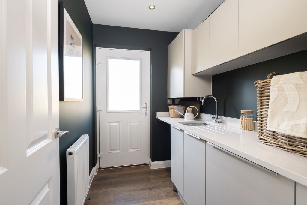 Additional image 3 of 5 bed detached house for sale"Manning" at Bath Road, Speen, Newbury RG14