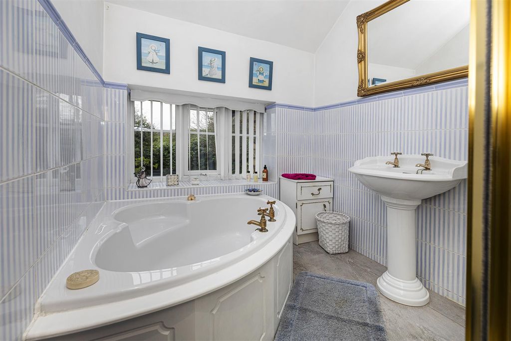 Additional image 29 of 4 bed detached house for saleWoodhouse Lane, Brighouse HD6