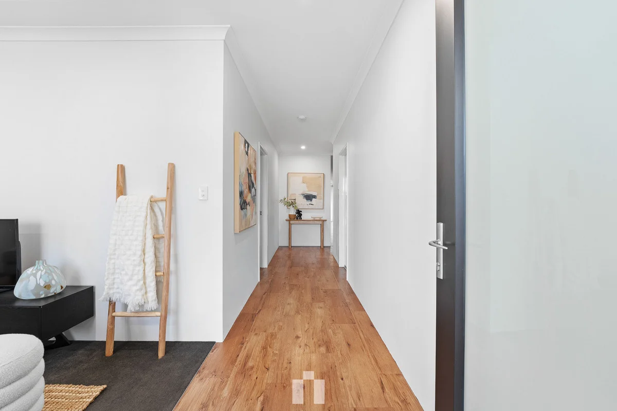Additional image 3 of 11 Fuchsia Road, Treeby WA 6164