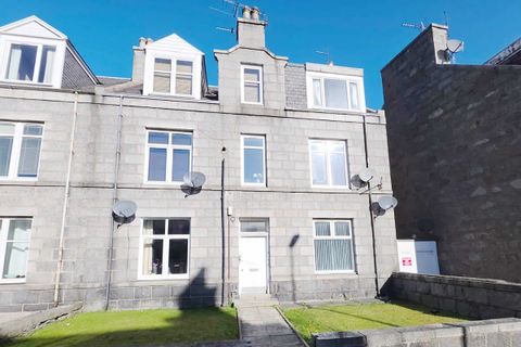 50, Broomhill Road, Aberdeen AB106Ht AB10