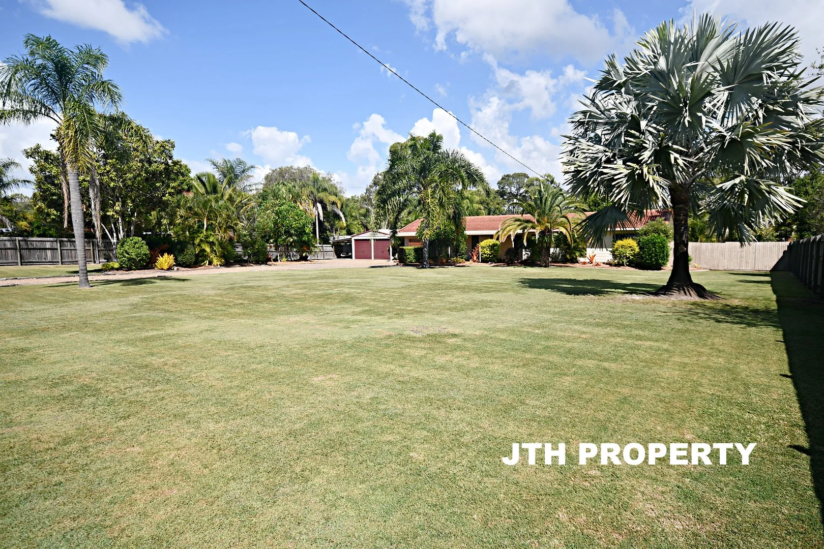 77 Garden Drive, Urangan QLD 4655