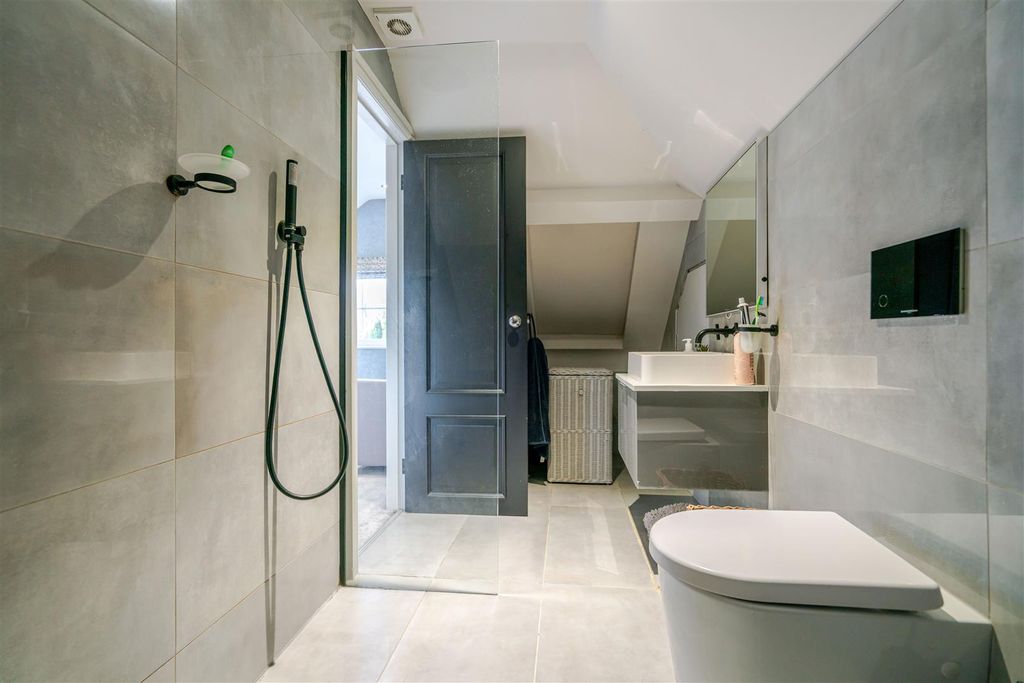 Additional image 39 of 4 bed detached house for saleLeigh Road, Worsley, Manchester M28