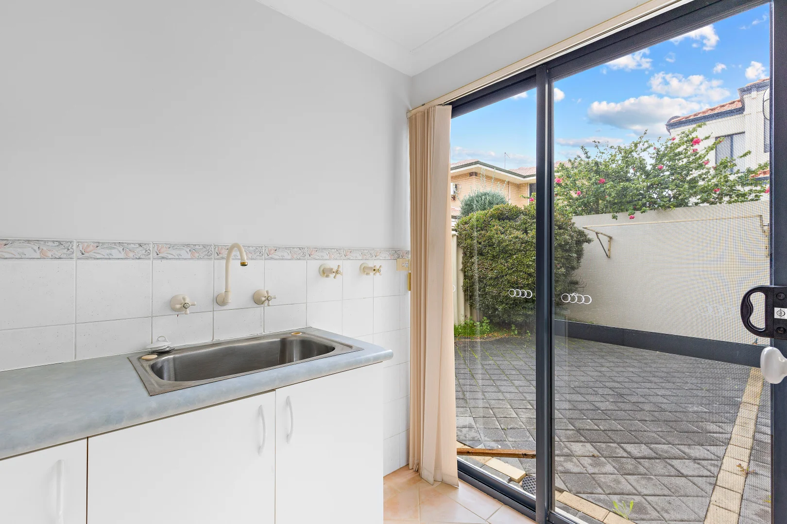 Additional image 11 of 1/60 Sandgate Street, South Perth WA 6151