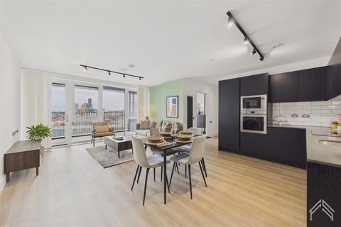 Edmund Point, London NW10