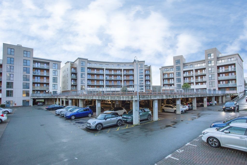Additional image 28 of 2 bed flat for saleManor Way, Borehamwood WD6