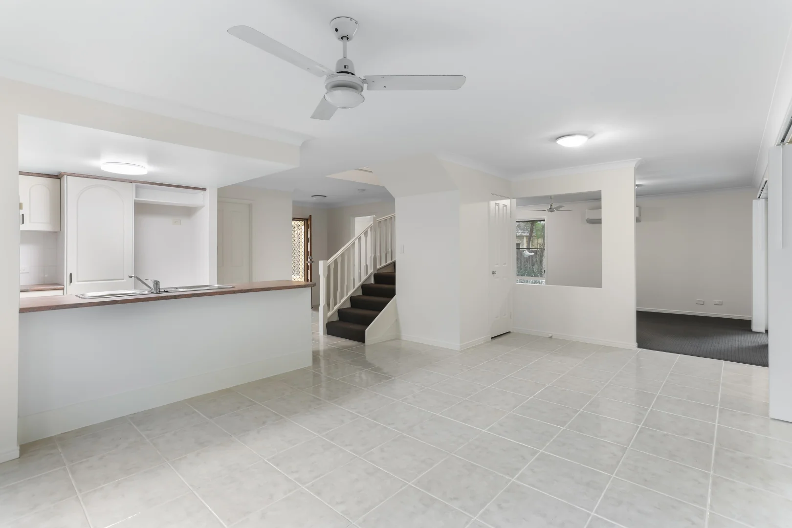 Additional image 4 of 10 Woodbine Court, Parkwood QLD 4214