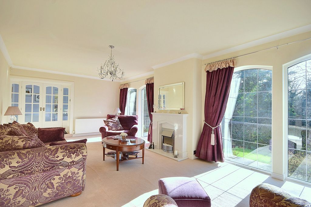 Additional image 4 of 4 bed detached bungalow for saleGlyrroen, Westgate, Clifton, Brighouse HD6