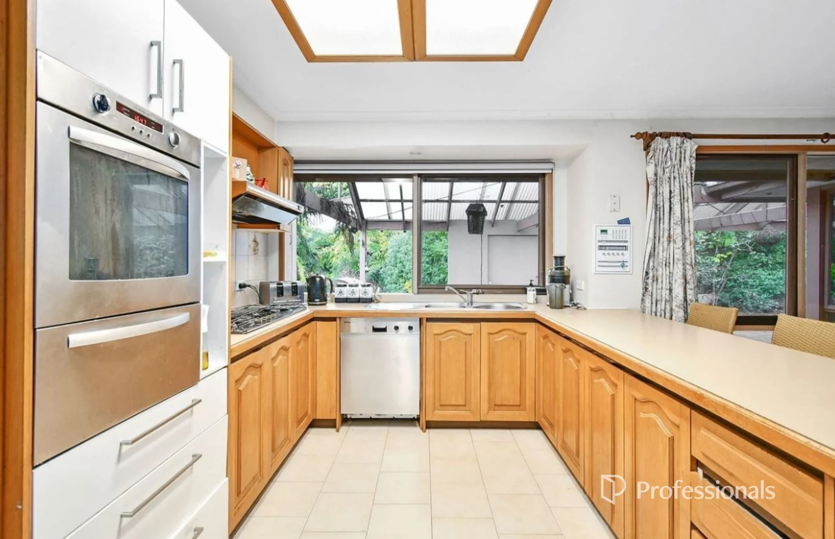 Additional image 11 of 28 Murray Crescent, Rowville VIC 3178