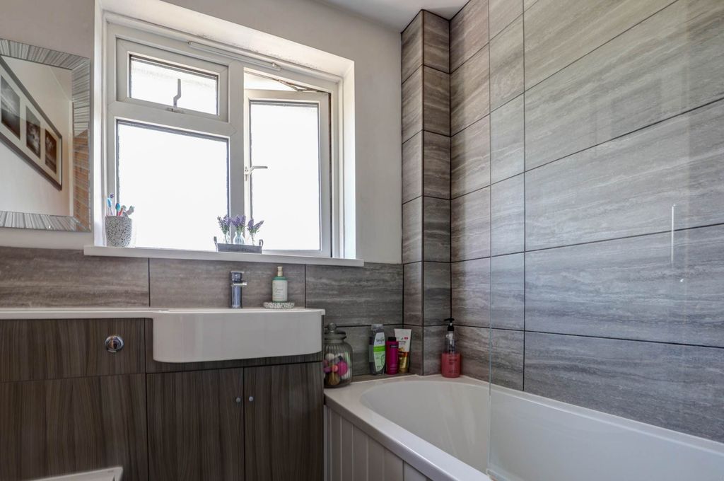 Additional image 8 of 4 bed semi-detached house for saleRichmond Road, Blandford Forum DT11