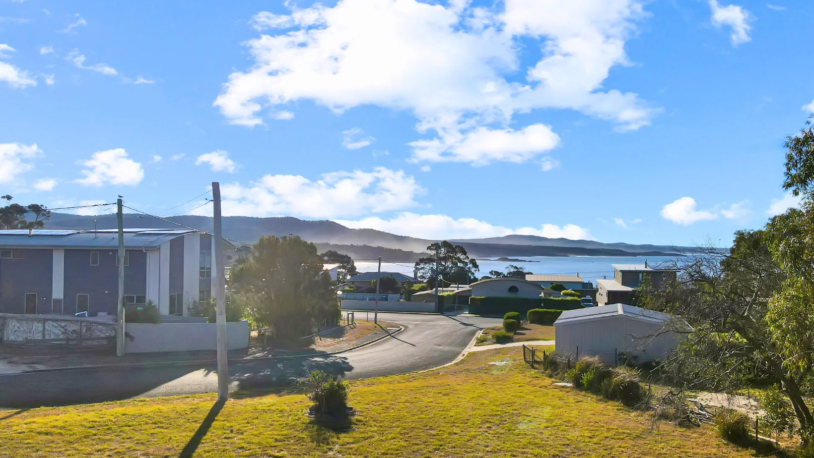 1 Barnett Close, Binalong Bay TAS 7216