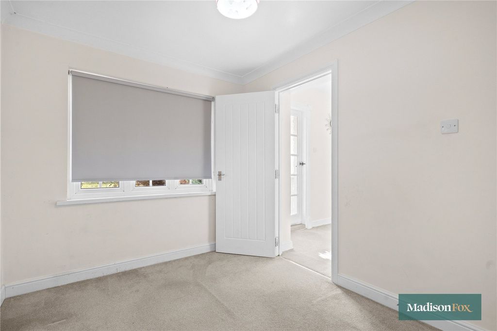 Additional image 8 of 2 bed end terrace house for saleForest Road, Ilford IG6