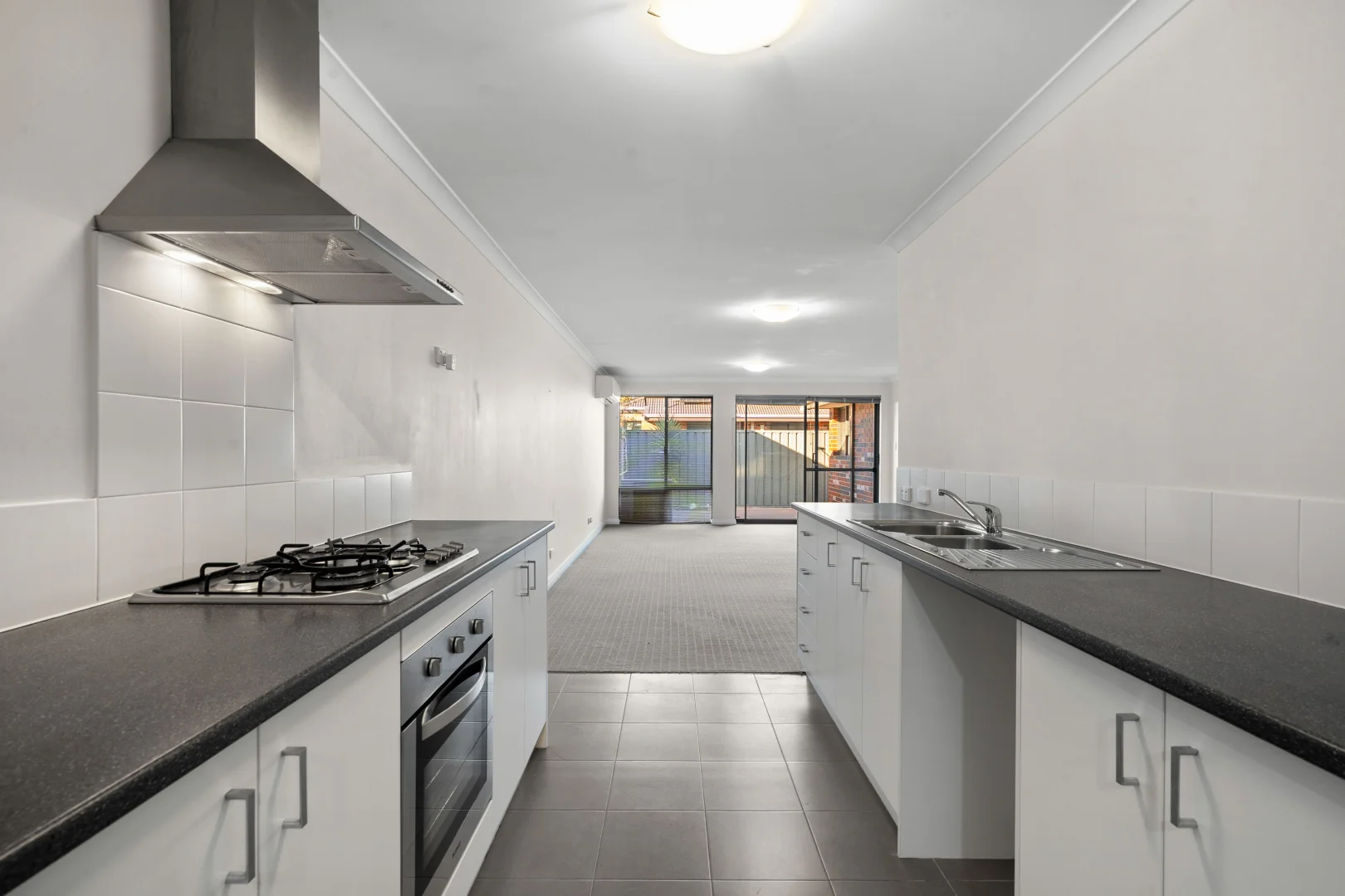 Additional image 9 of 1/7 Pyrenees Parkway, Baldivis WA 6171