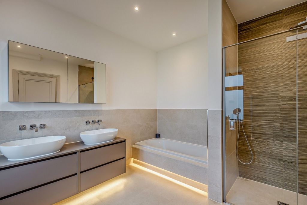 Additional image 11 of 4 bed detached house for saleCrouch Lane, Winkfield, Windsor, Berkshire SL4