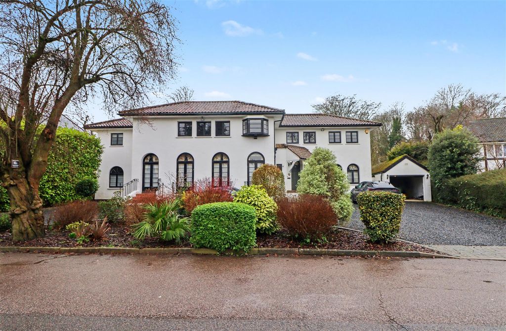 Additional image 3 of 5 bed detached house for saleBarham Avenue, Elstree, Borehamwood WD6