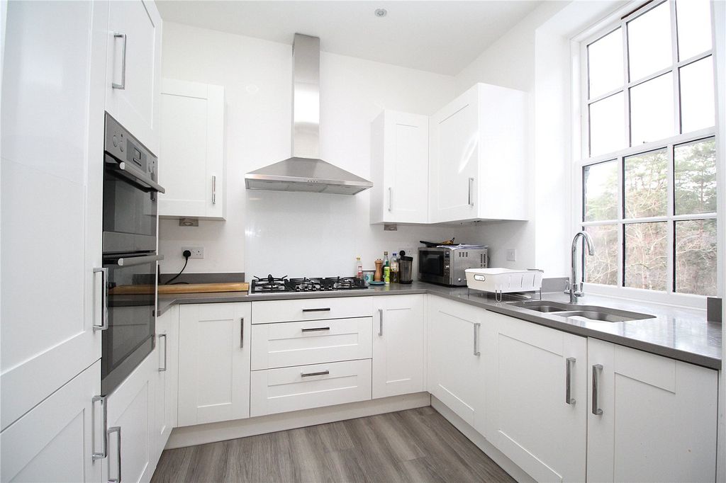 Additional image 3 of 2 bed flat for saleAmherst Place, Bordon, Hampshire GU35