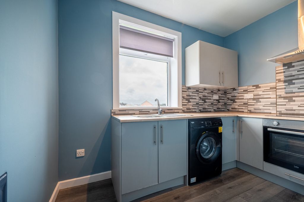 Additional image 4 of 2 bed flat for sale25 Western Road, Kilmarnock KA3