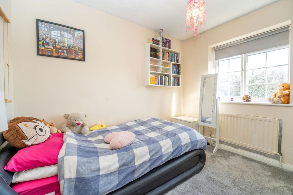 Additional image 9 of 6 bed detached house for saleTilehouse Close, Borehamwood WD6