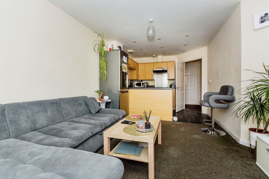 2 bed flat for saleCastle Square, Wyberton West Road, Boston, Lincolnshire PE21 photo 4
