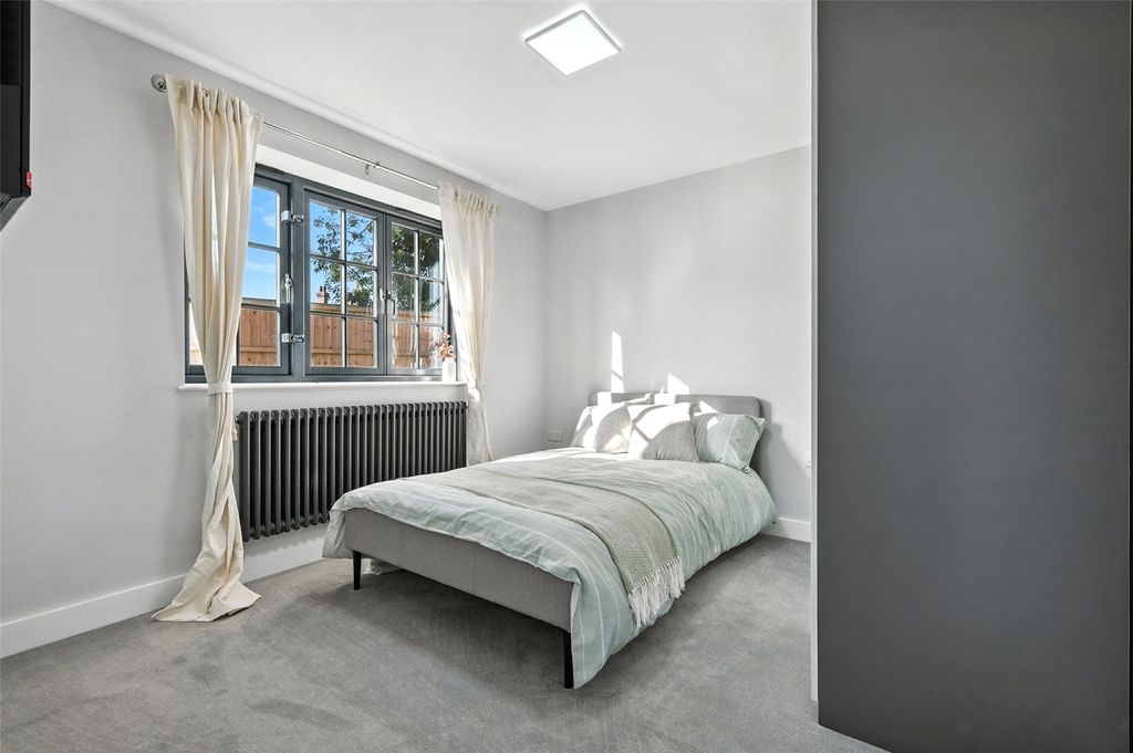 Additional image 8 of 1 bed flat for saleCox's Yard, 16-18 Rayne Road, Braintree, Essex CM7