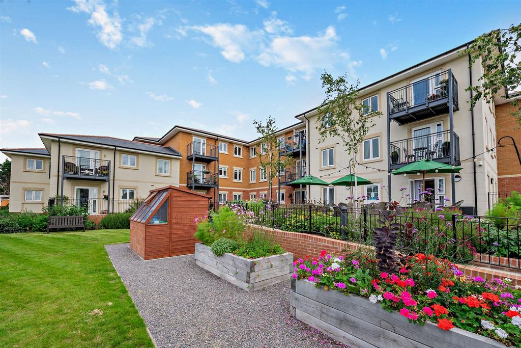 Additional image 17 of 2 bed flat for saleGordon Court, Flood Lane, Bridport DT6